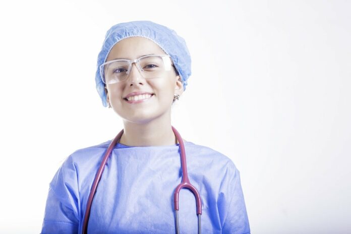 Fiche métier devenir assistant médical