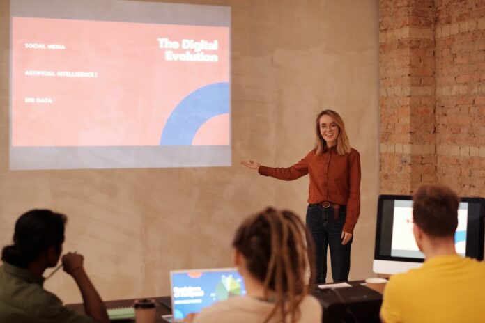 Comment la formation peut aider les employés à relever les défis de l'ère digitale