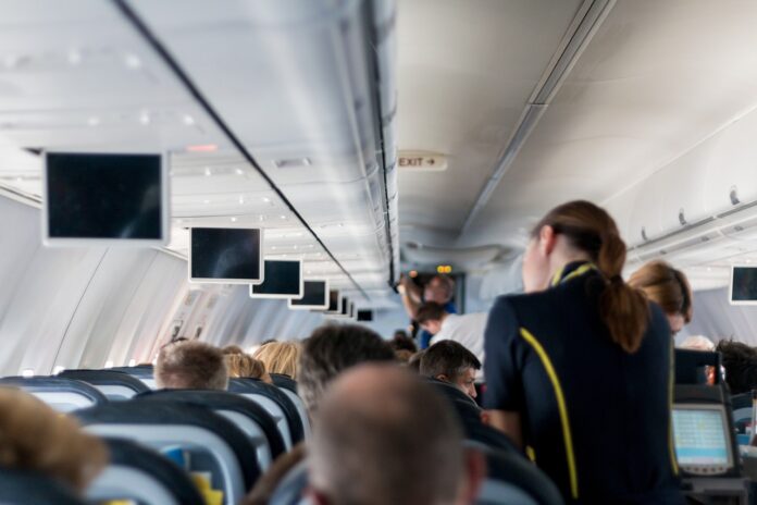 Fiche métier devenir hôtesse de l'air
