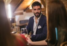 Comment devenir love coach : Guide pratique pour aider les autres à trouver l’amour Comment devenir love coach Guide pratique pour aider les autres à trouver l'amour