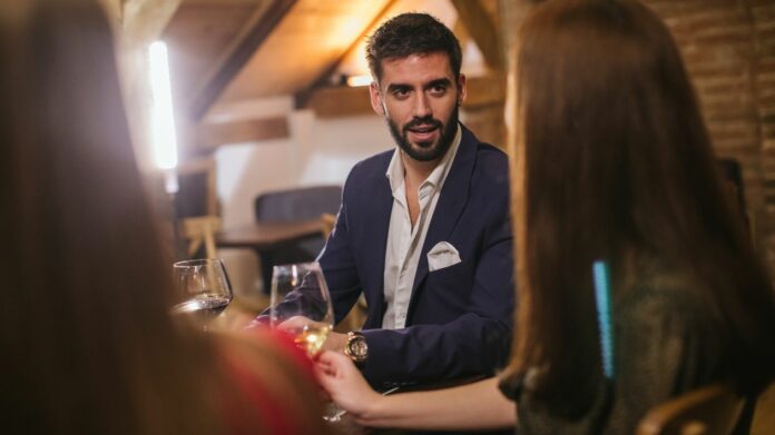 Comment devenir love coach Guide pratique pour aider les autres à trouver l'amour